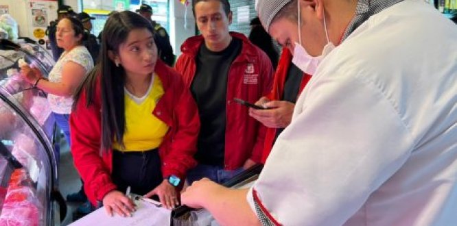 ornada de inspección deja una suspensión temporal en establecimientos cárnicos de La Perseverancia La Alcaldía Local de Santa Fe realizó una jornada de Inspección, Vigilancia y Control (IVC) en establecimientos dedicados a la comercialización de productos cárnicos en la Plaza de Mercado La Perseverancia.