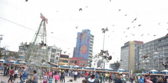 Con la Gran Feria San Victorino se lanza oficialmente el Plan Navidad para el centro de Bogotá Con la Gran Feria San Victorino se lanza oficialmente el Plan Navidad para el centro de Bogotá